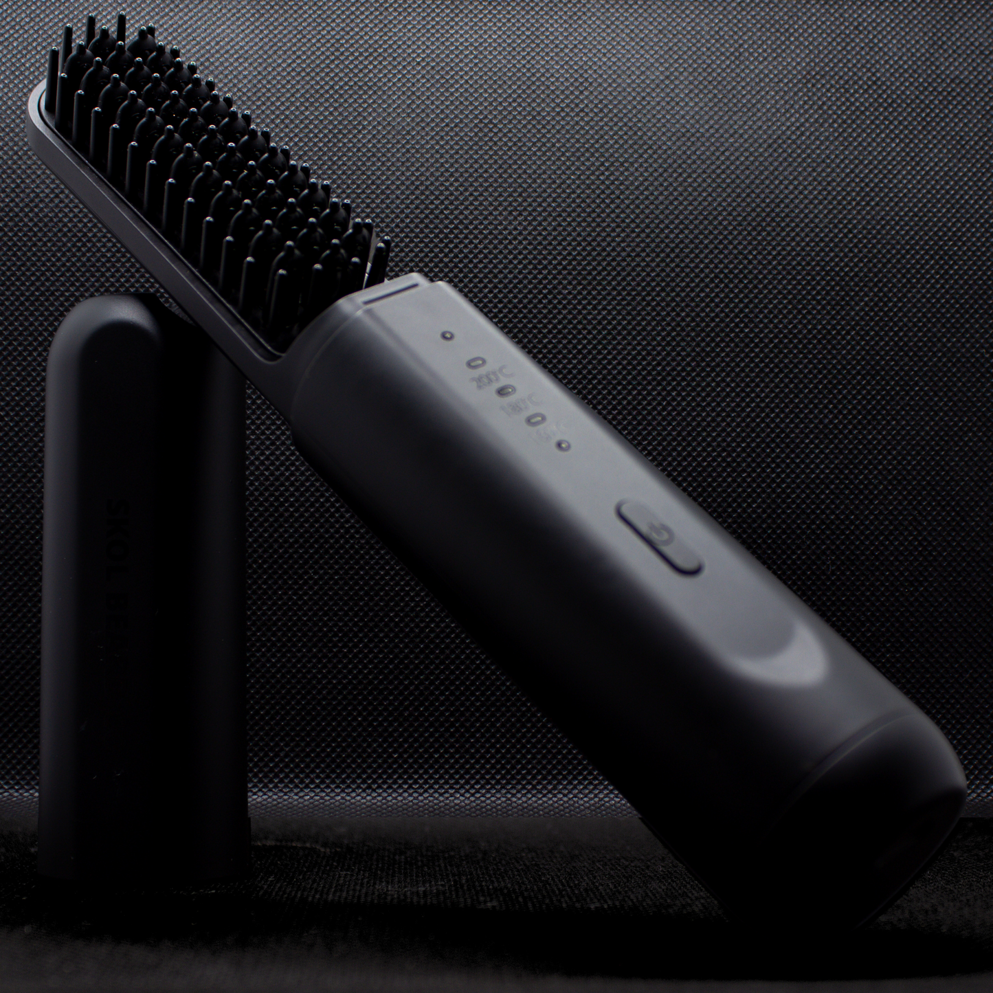 Wireless & Rechargeable Heated Beard Styling Brush